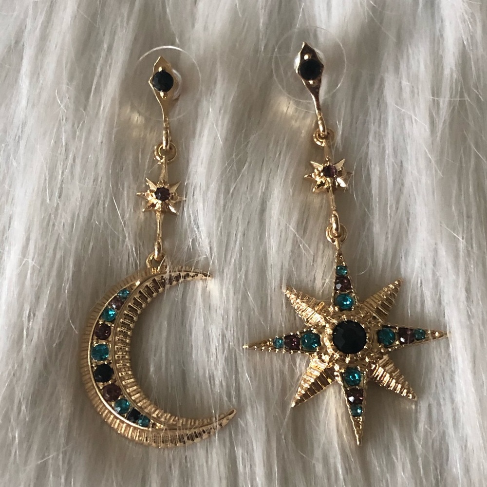 Mismatched star earrings - Picture 4 of 4